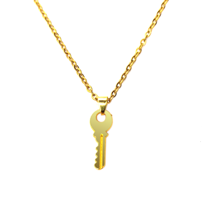 Arany színű kulcs medál lánccal