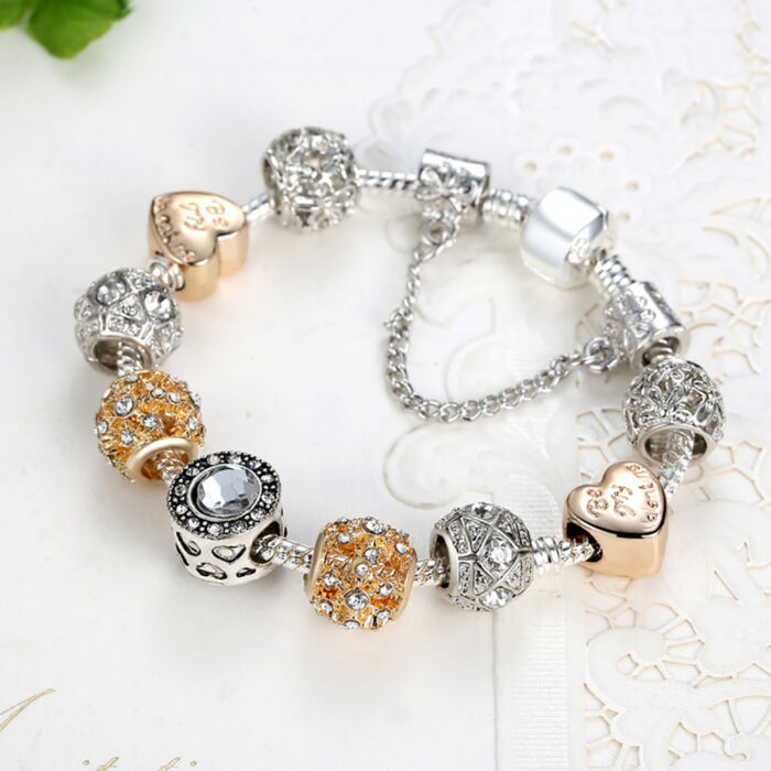 'Be my Valentine' feliratos szív motívumos ezüst-arany színű Pandora stílusú charm karkötő, 20 cm