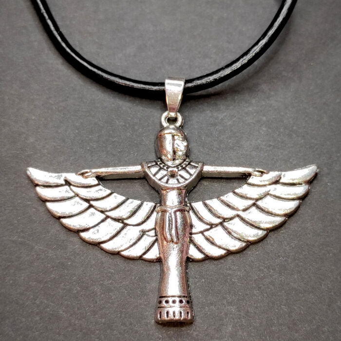 Egyiptomi istennő medál bőr lánccal