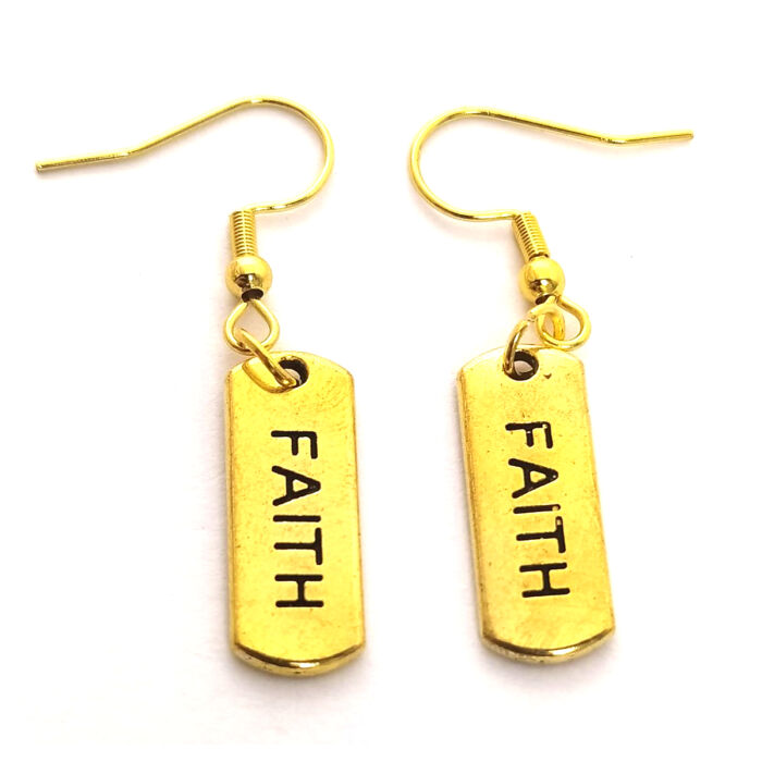 Faith/Hit (2) fülbevaló, választható arany vagy ezüst színű akasztóval