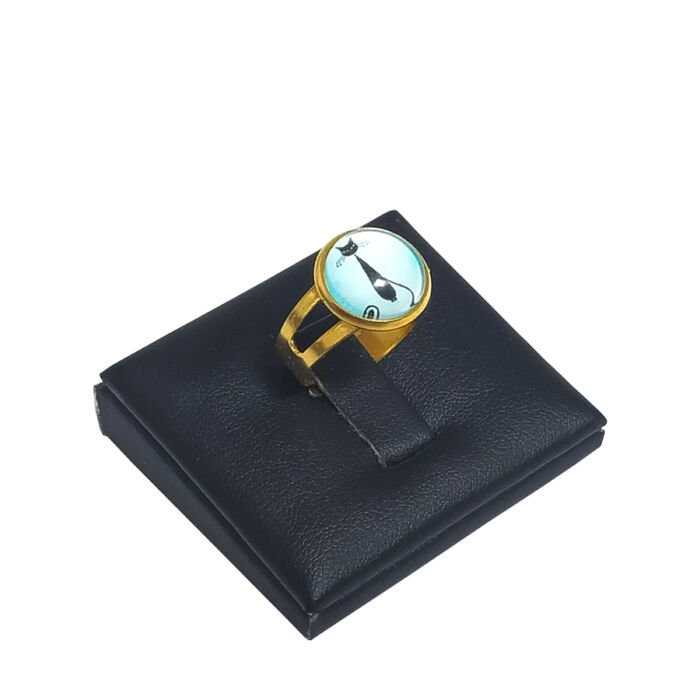 Fekete cicás üveglencsés gyűrű, választható arany és ezüst színben