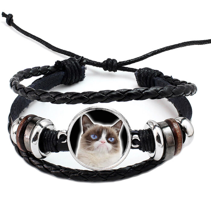 Fonott, dizájnbőr uniszex állítható Grumppy macskás karkötő, feliratozható