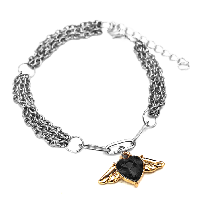 Háromsoros divat karkötő fekete kristály angyalszárnyas charmmal, ezüst színű