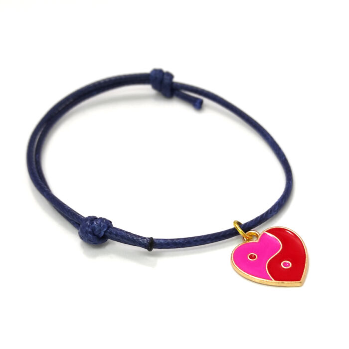 Kék zsinórszövet karkötő pink-piros jin-jang szív charmmal