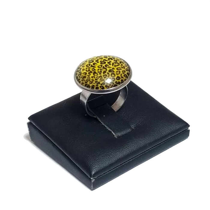 Leopárd sárga üveglencsés gyűrű, választható arany és ezüst színben