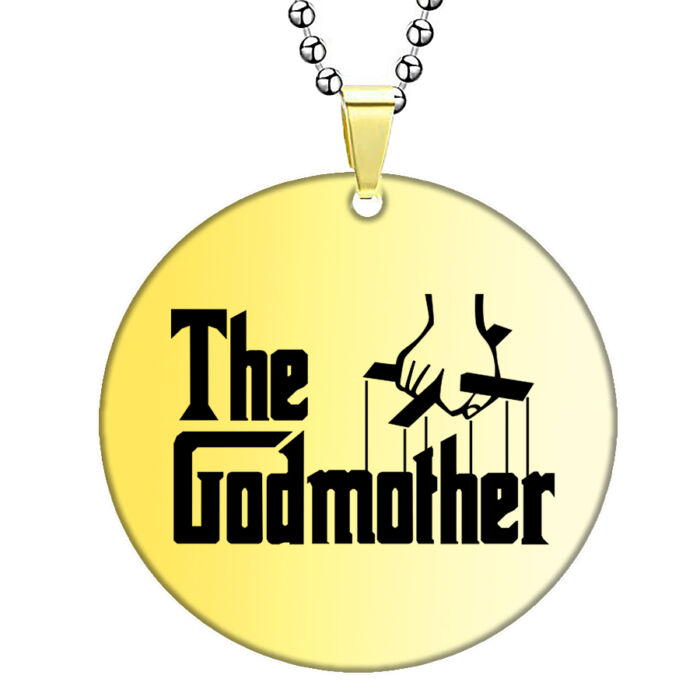 The Godmother/A Keresztanya medál lánccal