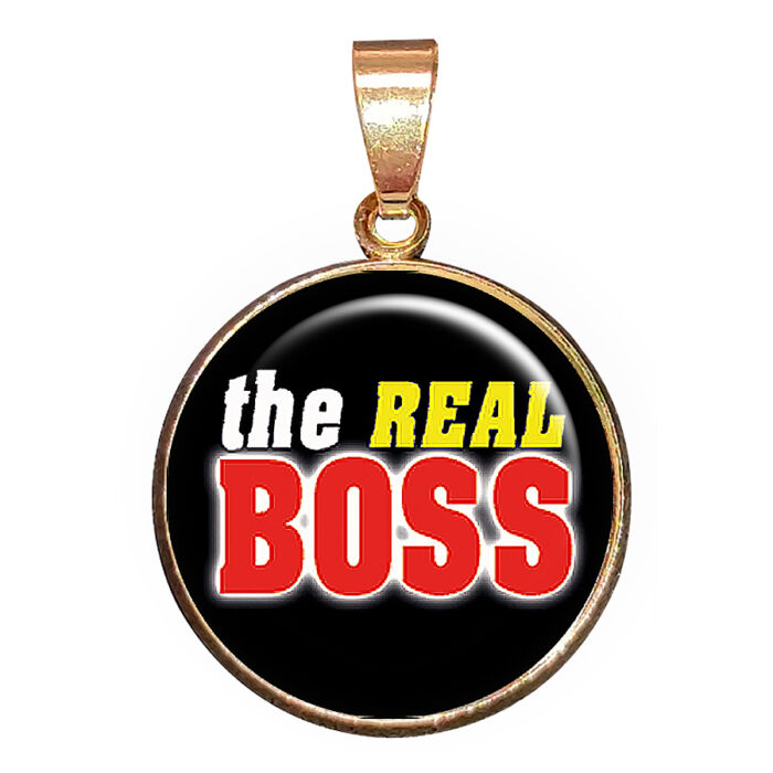 The Real Boss – CARSTON Elegant medál lánccal vagy kulcstartóval