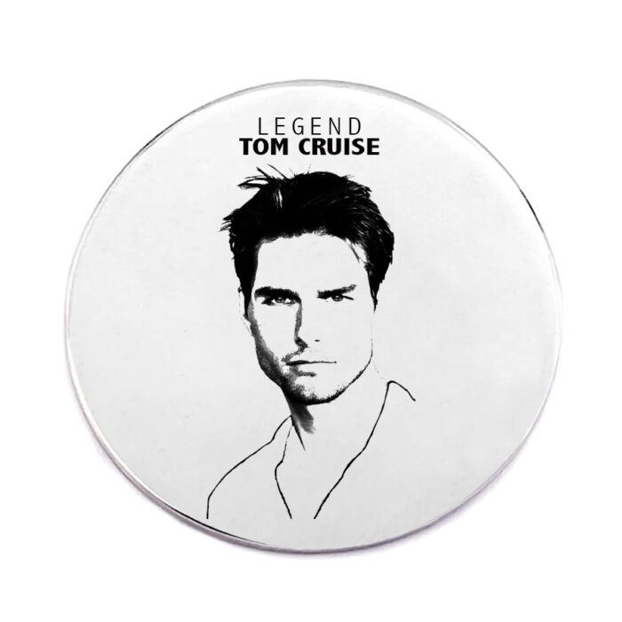 Tom Cruise kitűző