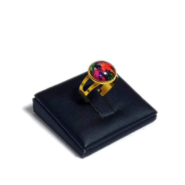 Világűr piros üveglencsés gyűrű, választható arany és ezüst színben