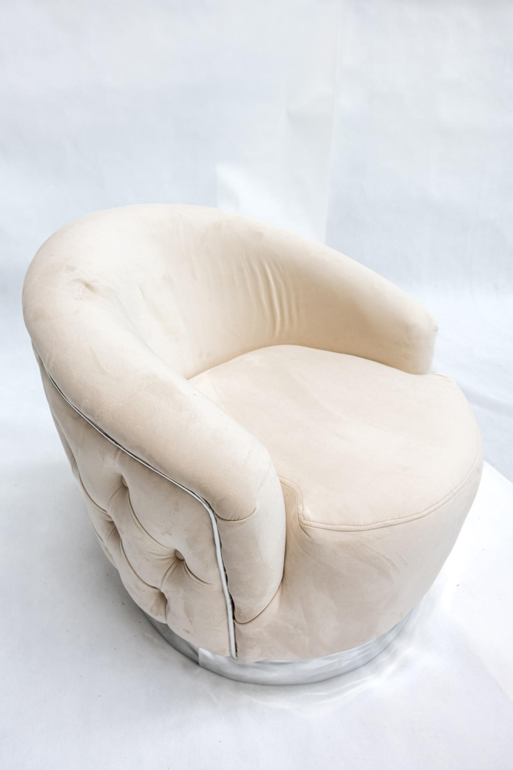 Elegance Chesterfield (Beige) exkluzív bársony fotel - Bézs-ezüst