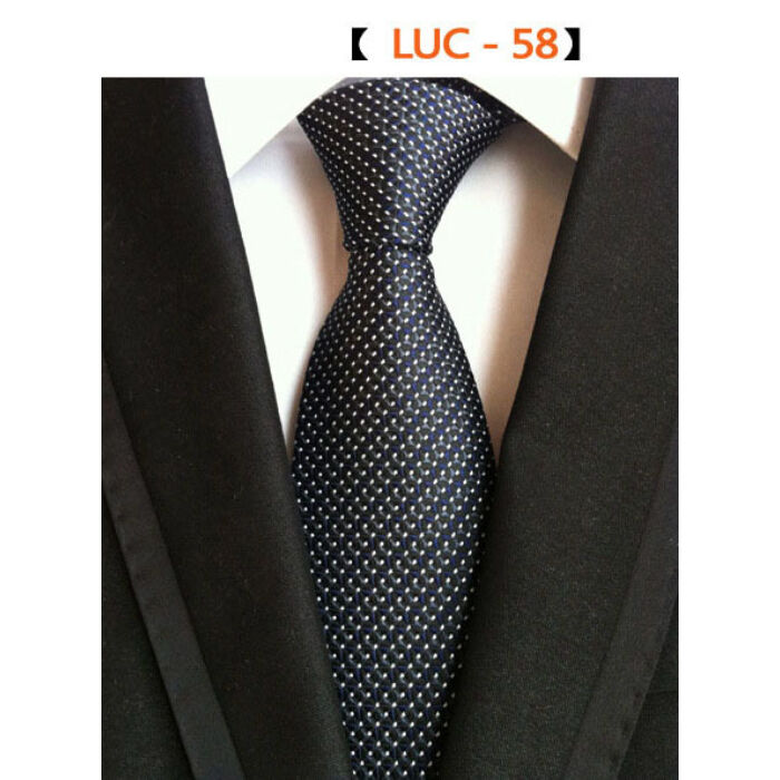 Fekete alapon fehér mintás nyakkendő