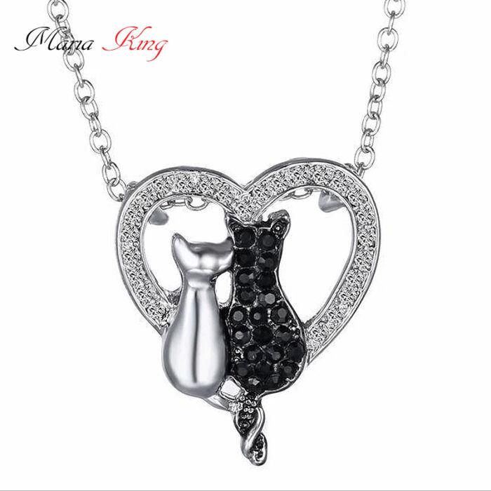 Két cicás egy szívben nyaklánc, ezüst-fekete, kristályokkal
