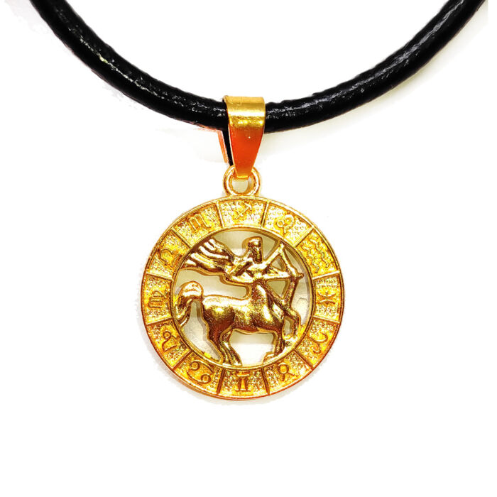 Nyilas-Horoszkóp arany színű medál műbőr lánccal