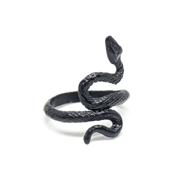 Retró fekete kígyós állítható méretű gyűrű II.