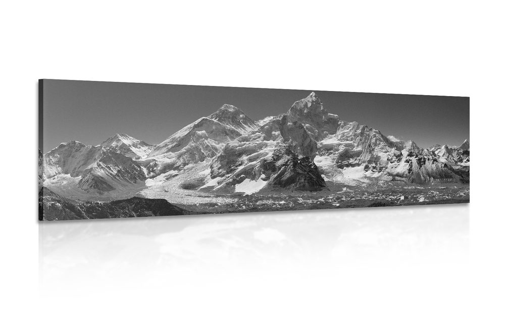 Kép látványos hegyek fekete fehérben
