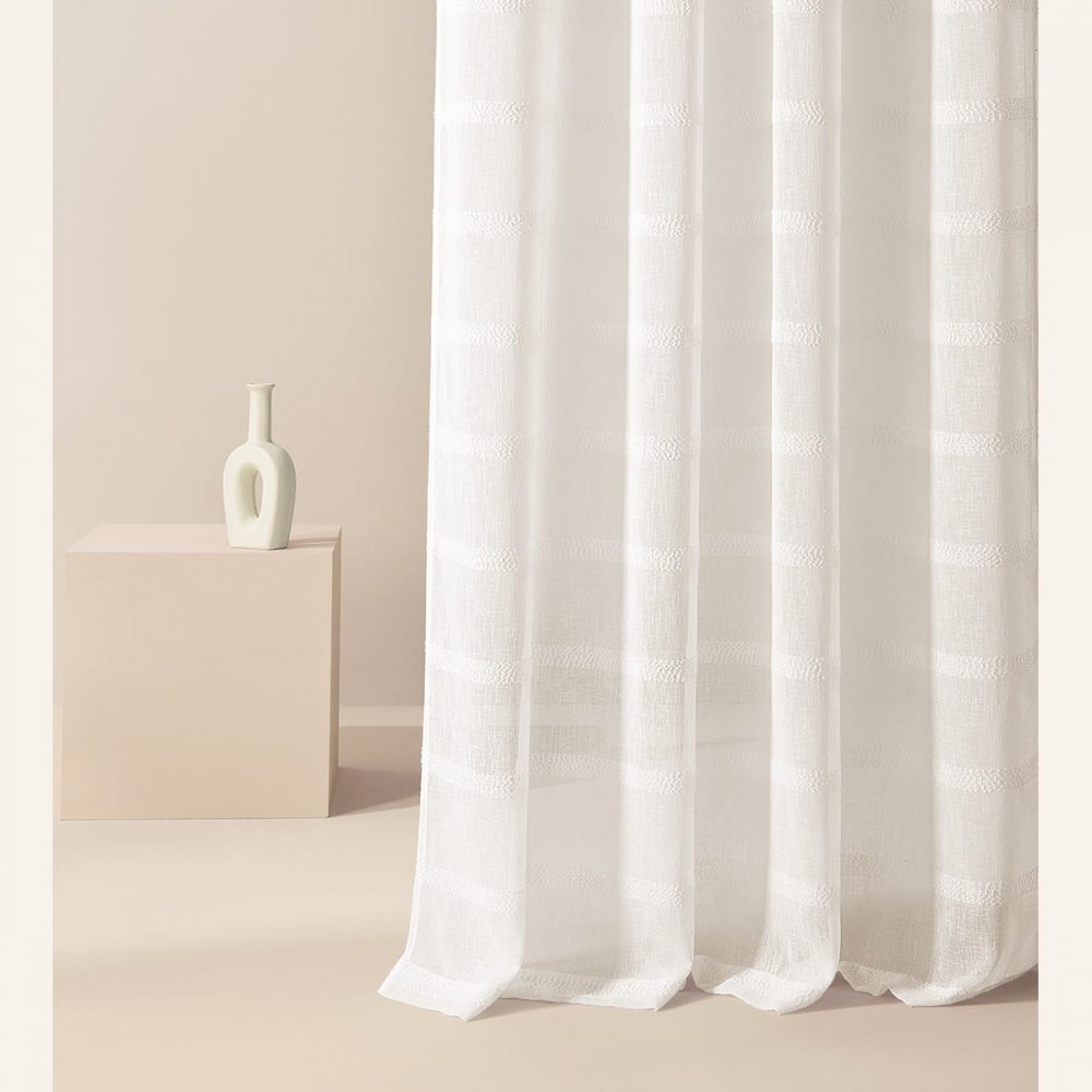 Maura Elegáns krémszínű függöny fémkarikákkal 140 x 280 cm