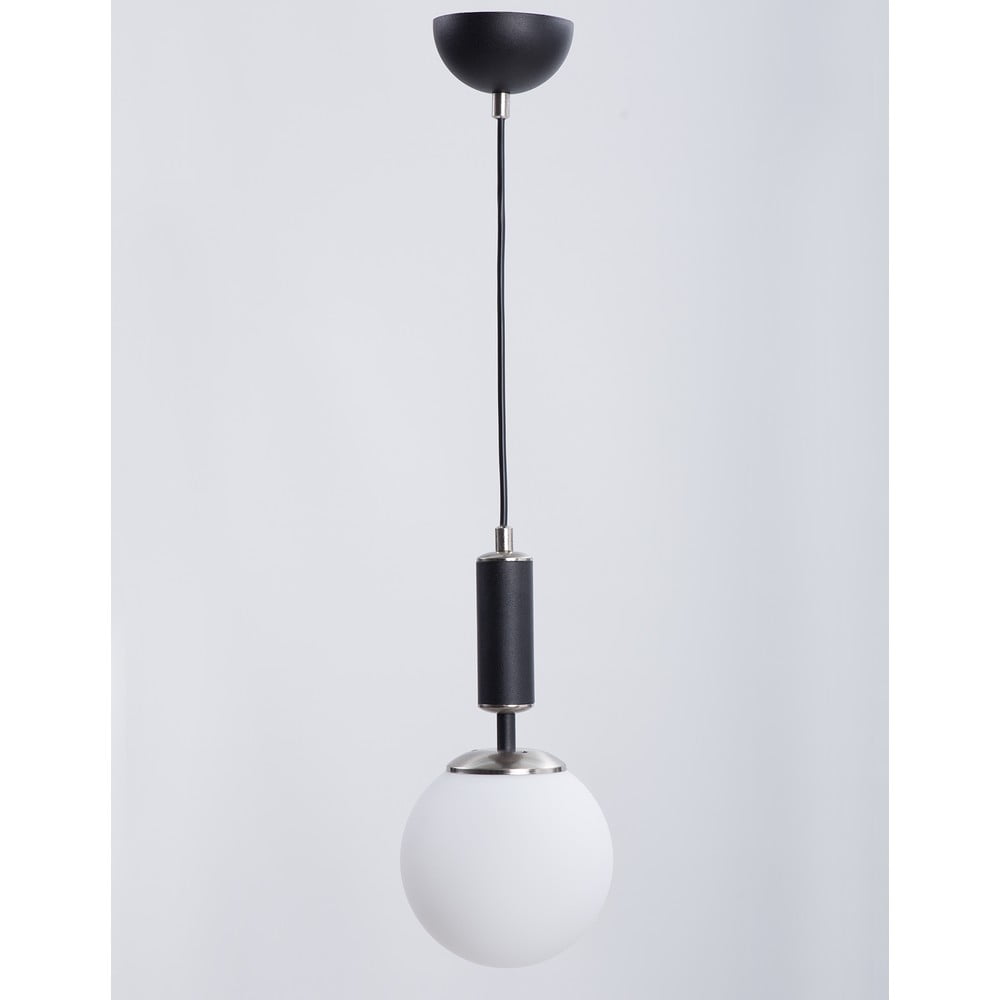Fehér-fekete függőlámpa üveg búrával ø 15 cm Hector – Squid Lighting