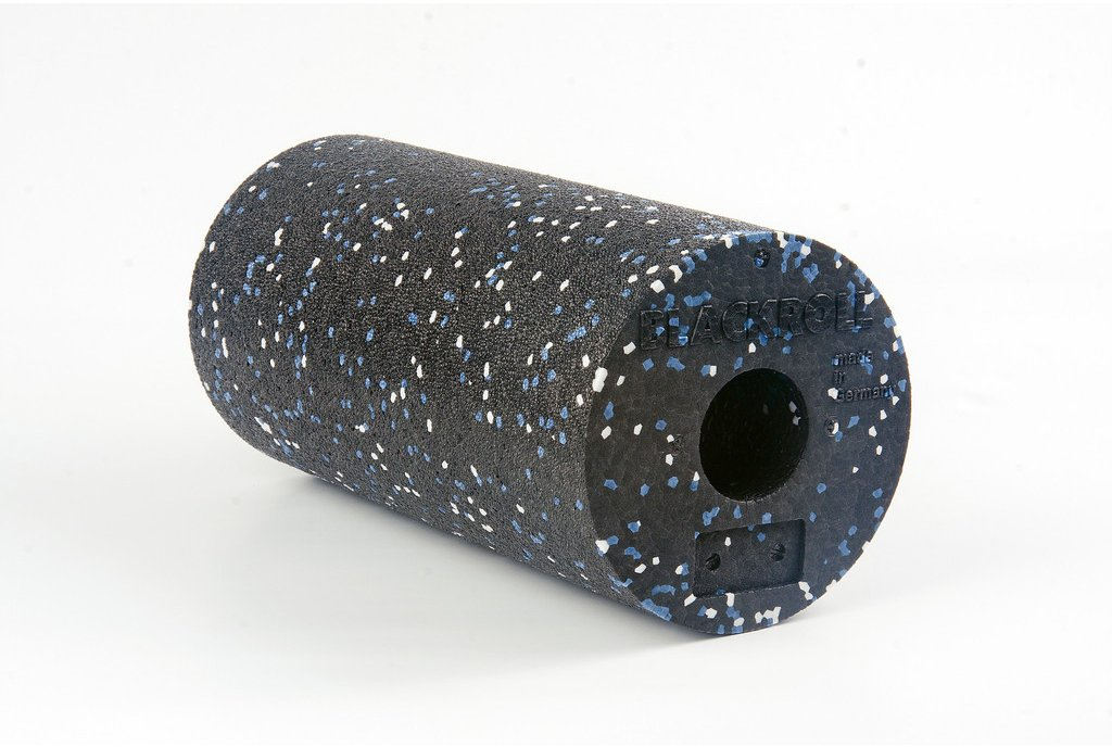 BlackRoll® Standard masszázs henger Szín: fekete-kék