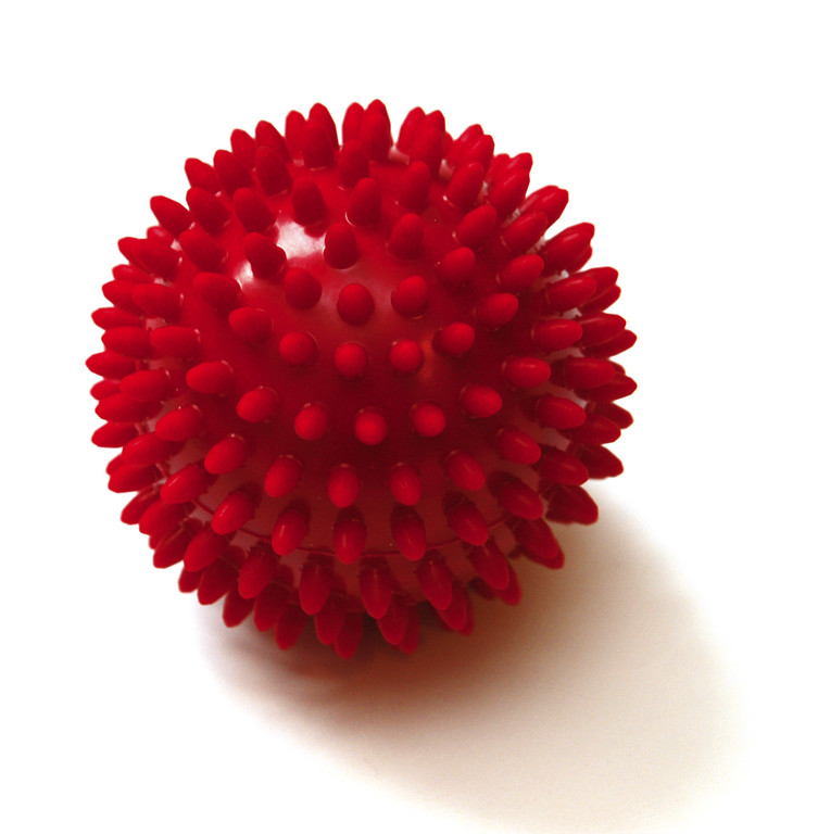 SISSEL® Spiky-Ball tüskés akupresszúrás masszírozólabda Ø 9cm, 2db