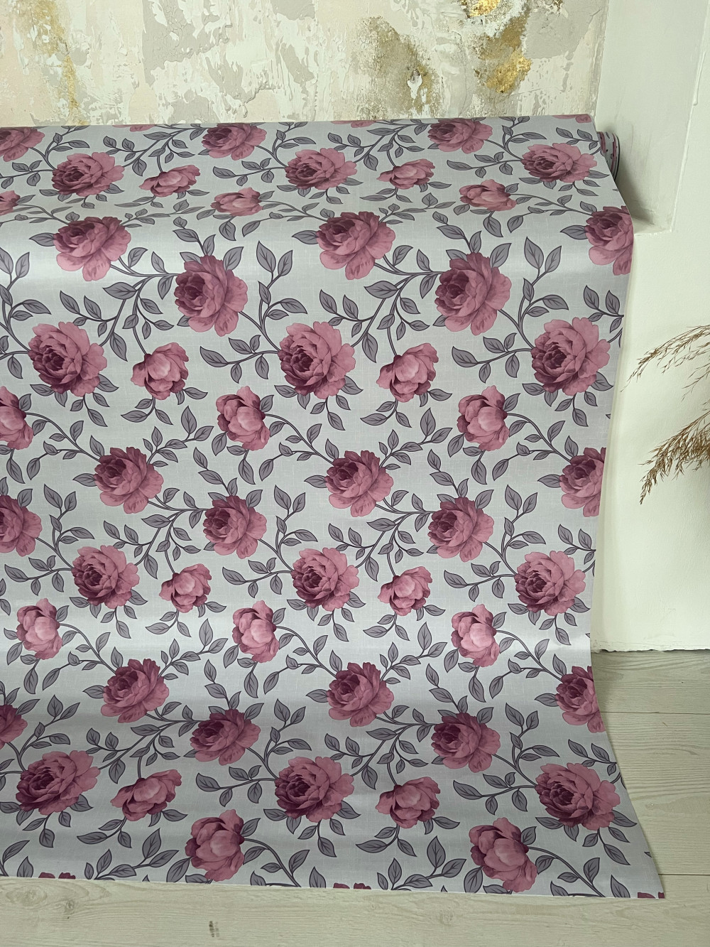 Viaszos vászon asztalterítő Új szürke lila rózsás 140cm széles
